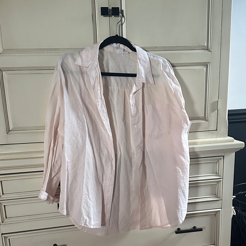 GAP Women's Light Pink Button Down Shirt